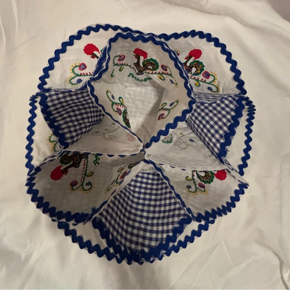 Portugal roll warmer. Blue and White Rooster Embroidered Doily